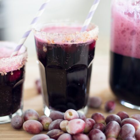 Grape Juice with Frozen Grapes