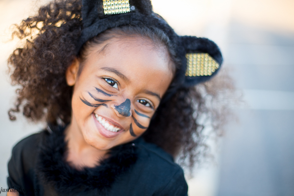 Simple DIY Cheerleader Halloween Costume for Kids