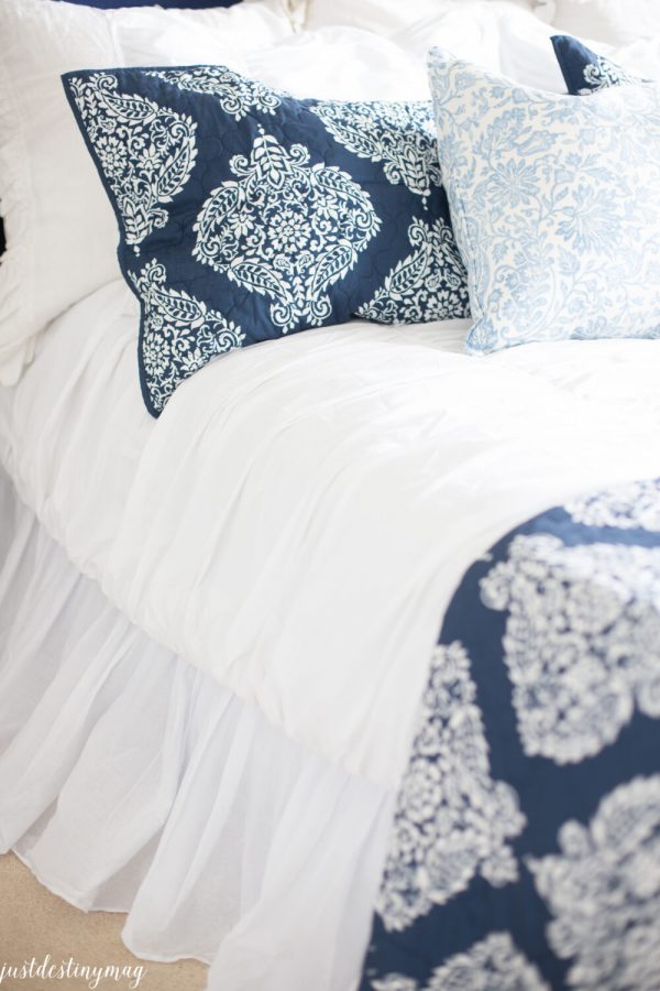 How to get Wrinkles out of Curtains without an Iron