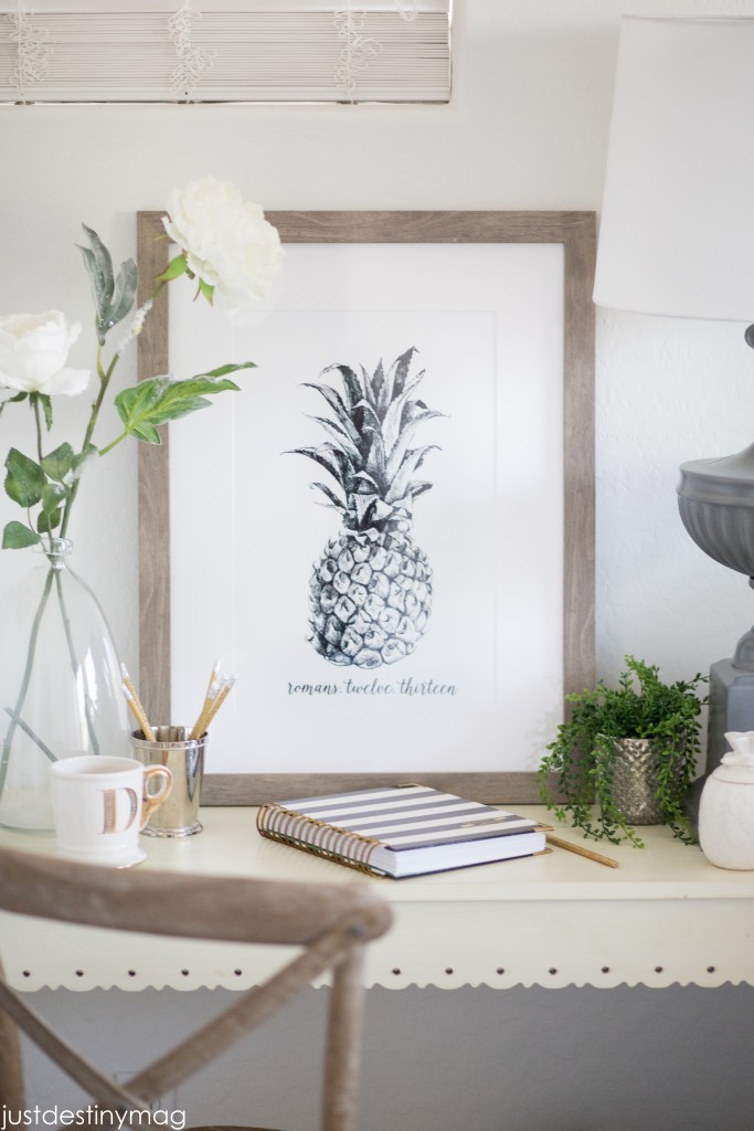 Pineapple Art Print for free