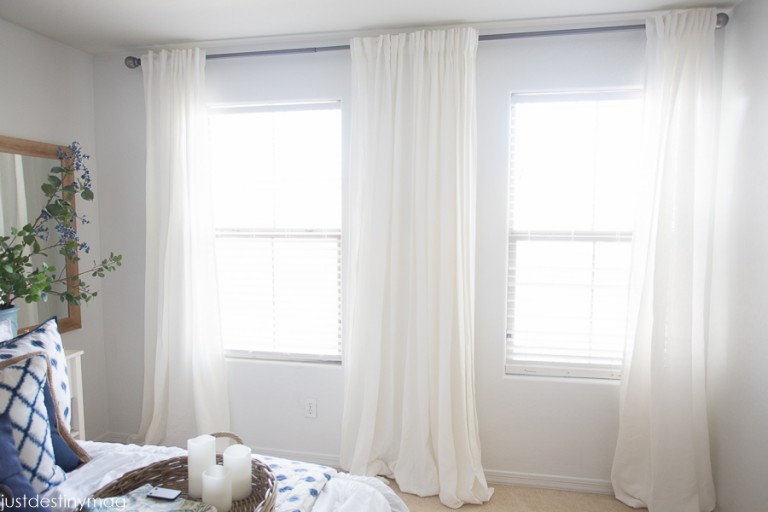 How to get Wrinkles out of Curtains without an Iron
