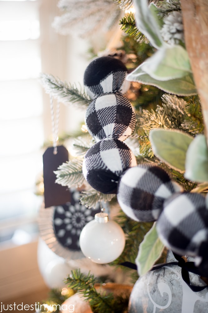 Embroidered Christmas Tree on a Buffalo Plaid Black and White