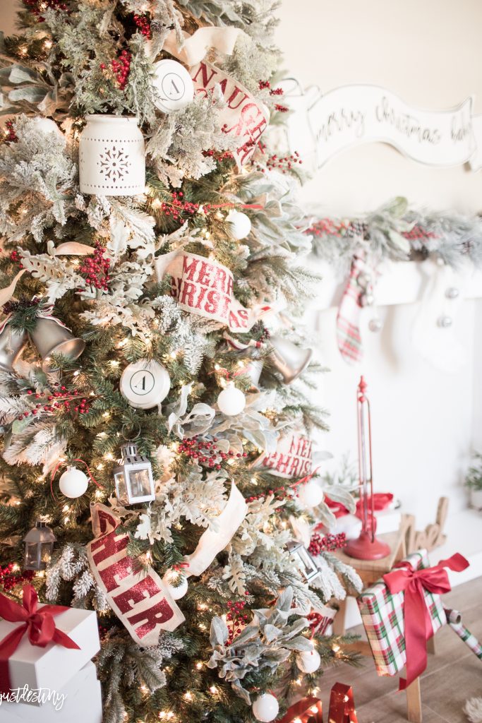 how-to-decorate-a-christmas-tree