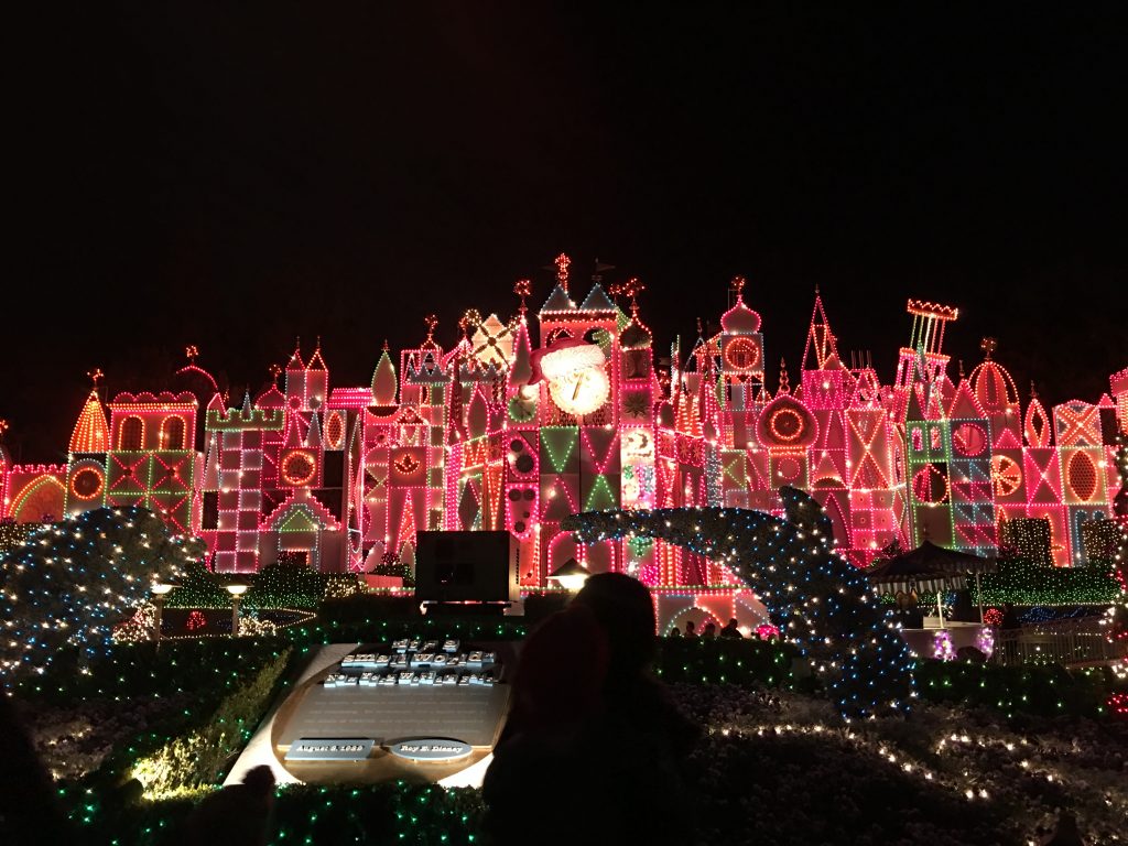 It's a Small World Christmas