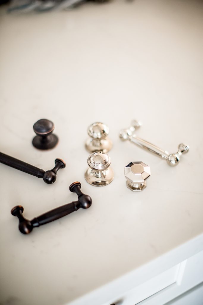 Farmhouse Kitchen Knobs 