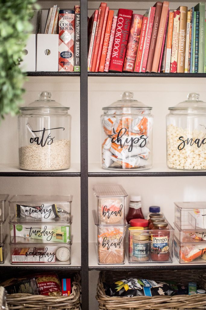 Pretty Pantry Organization that looks like a store 