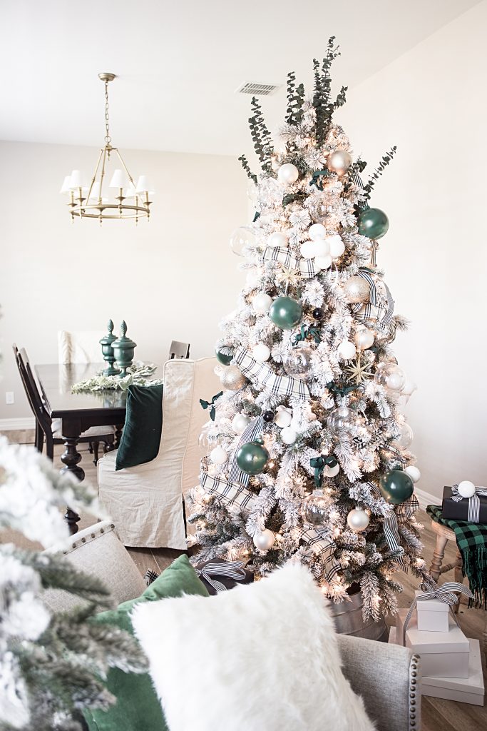 47 Best BLACK CHRISTMAS TREES ideas