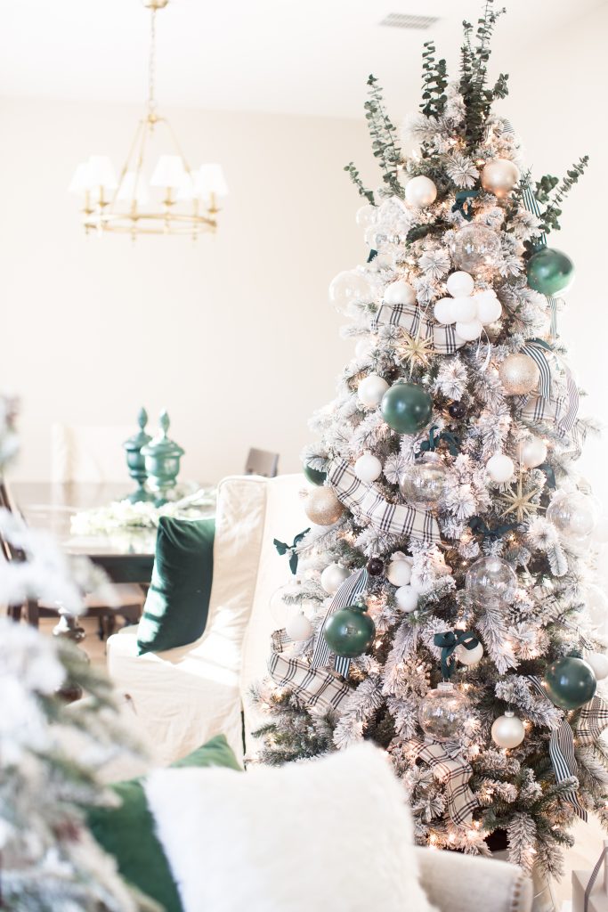 Green And Ivory Christmas