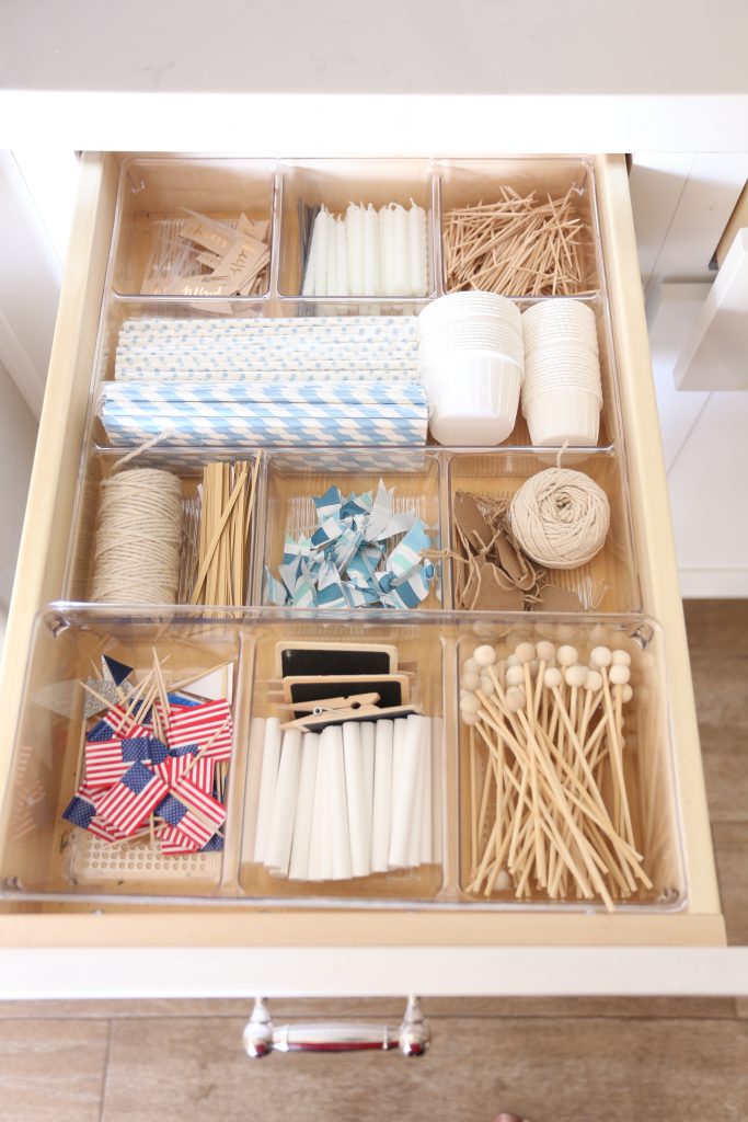 Kitchen Drawer Organization 