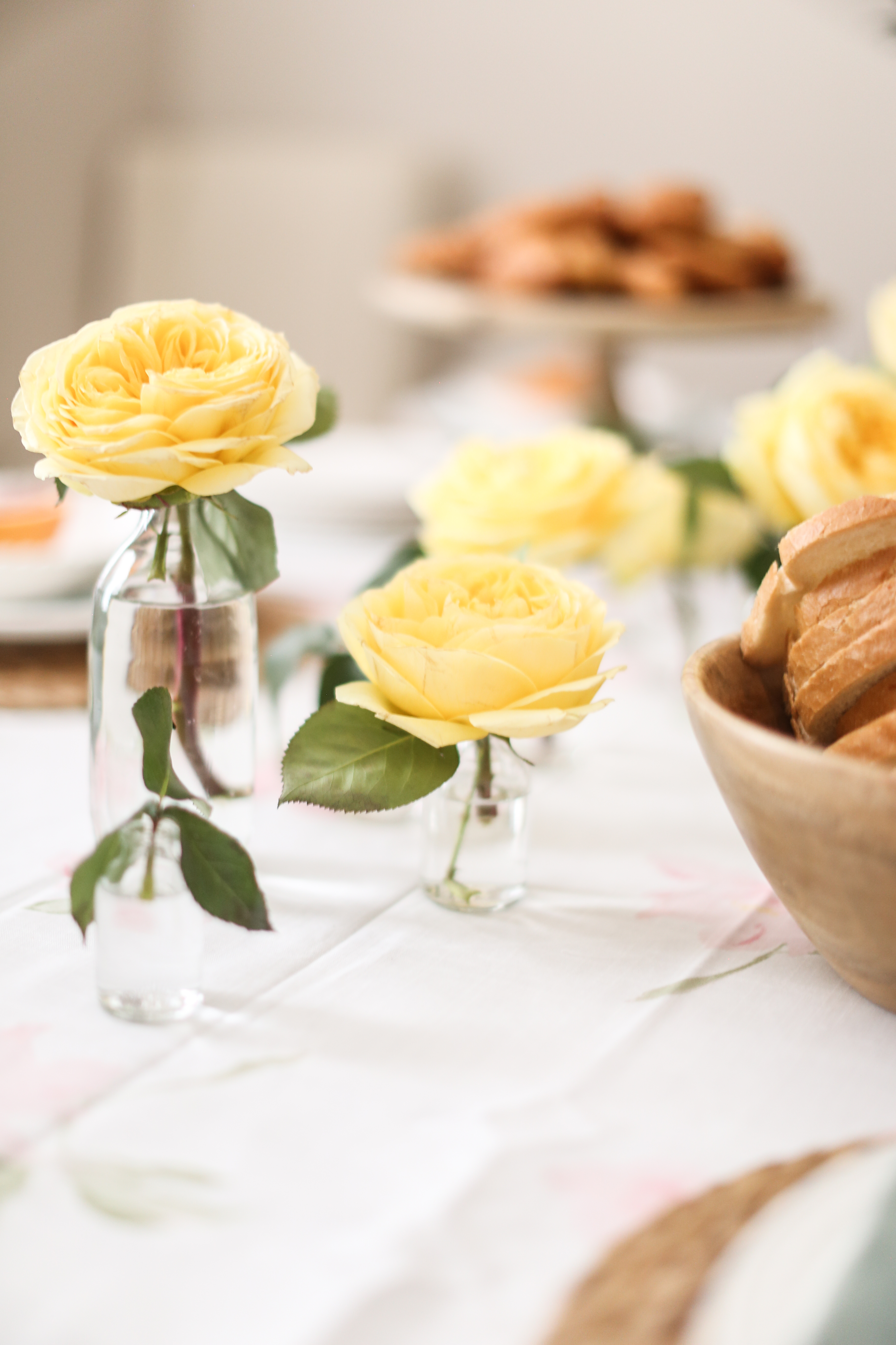 Decorating with Yellow Roses 