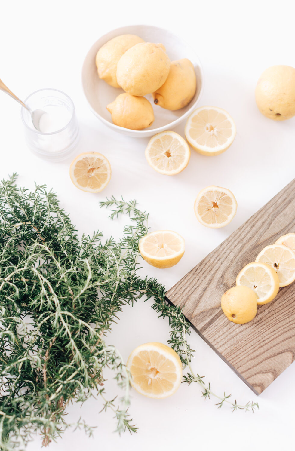 How to Make Rosemary Lemonade