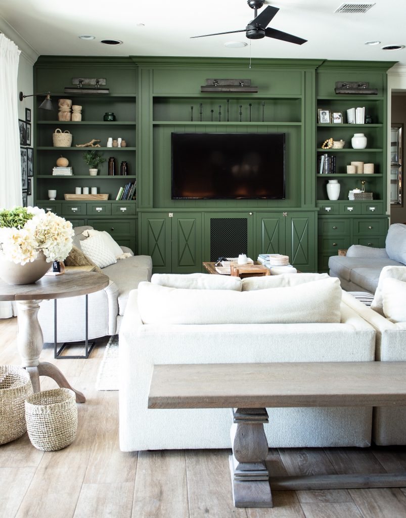 How to Make a Cozy family room for family and friends 