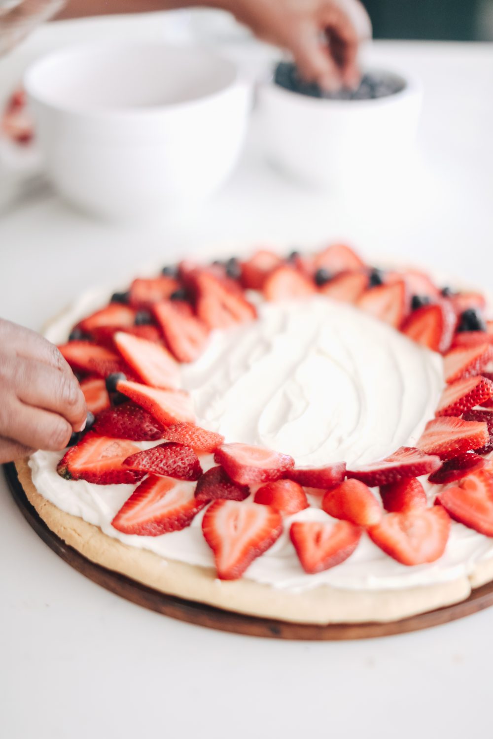 How to make a fruit pizza for Memorial Day and Fourth of July 