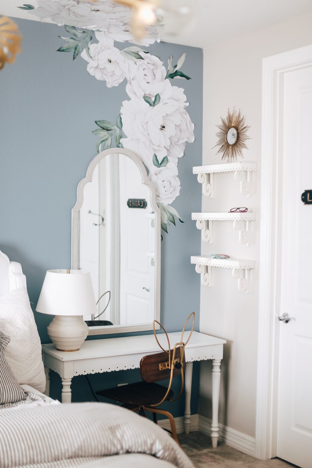 Girls Room with Desk and Flowers 