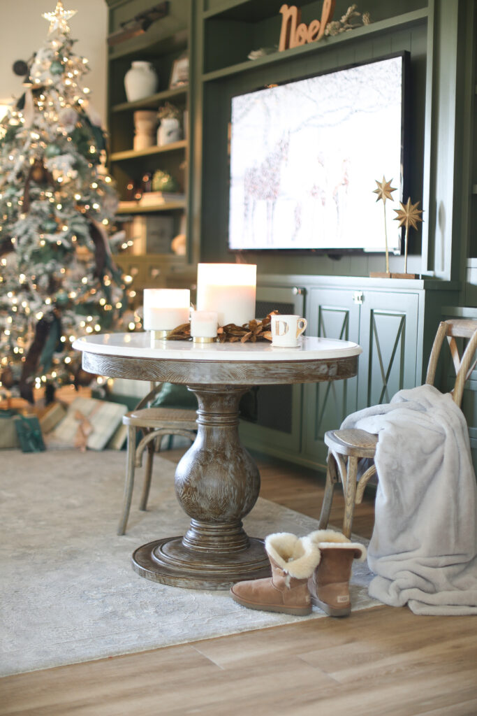 Christmas Family Room 