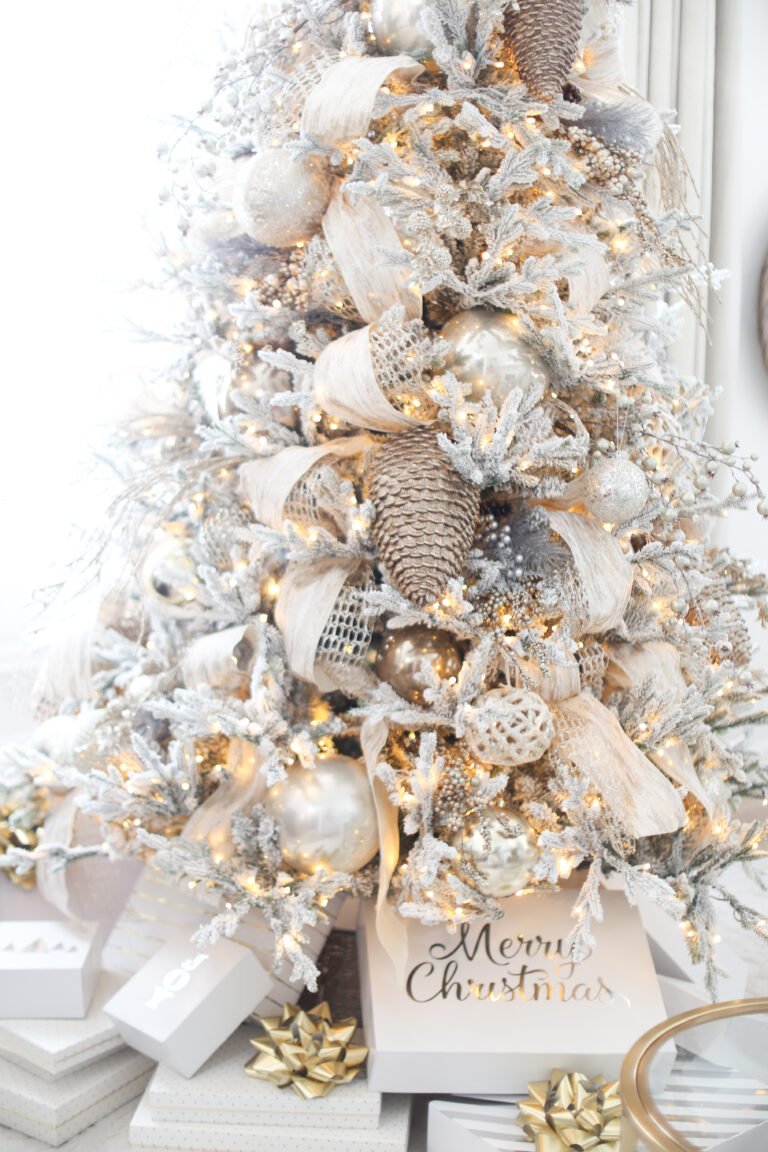 How to Decorate an Elegant Designer Christmas Tree Like a Pro