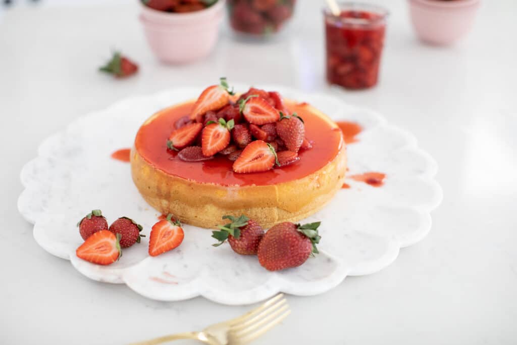 Strawberry Cheesecake with fresh strawberries