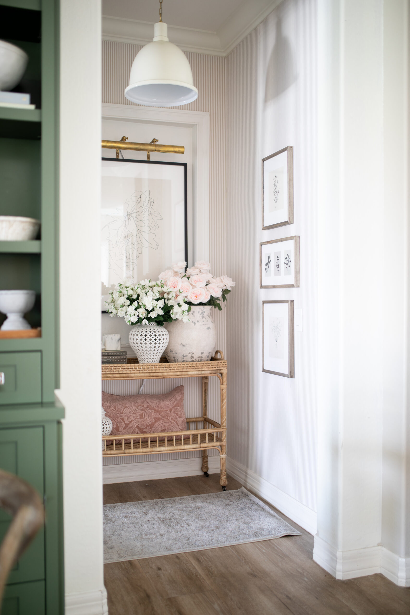 Hallway Decor, Lighting and Styling 