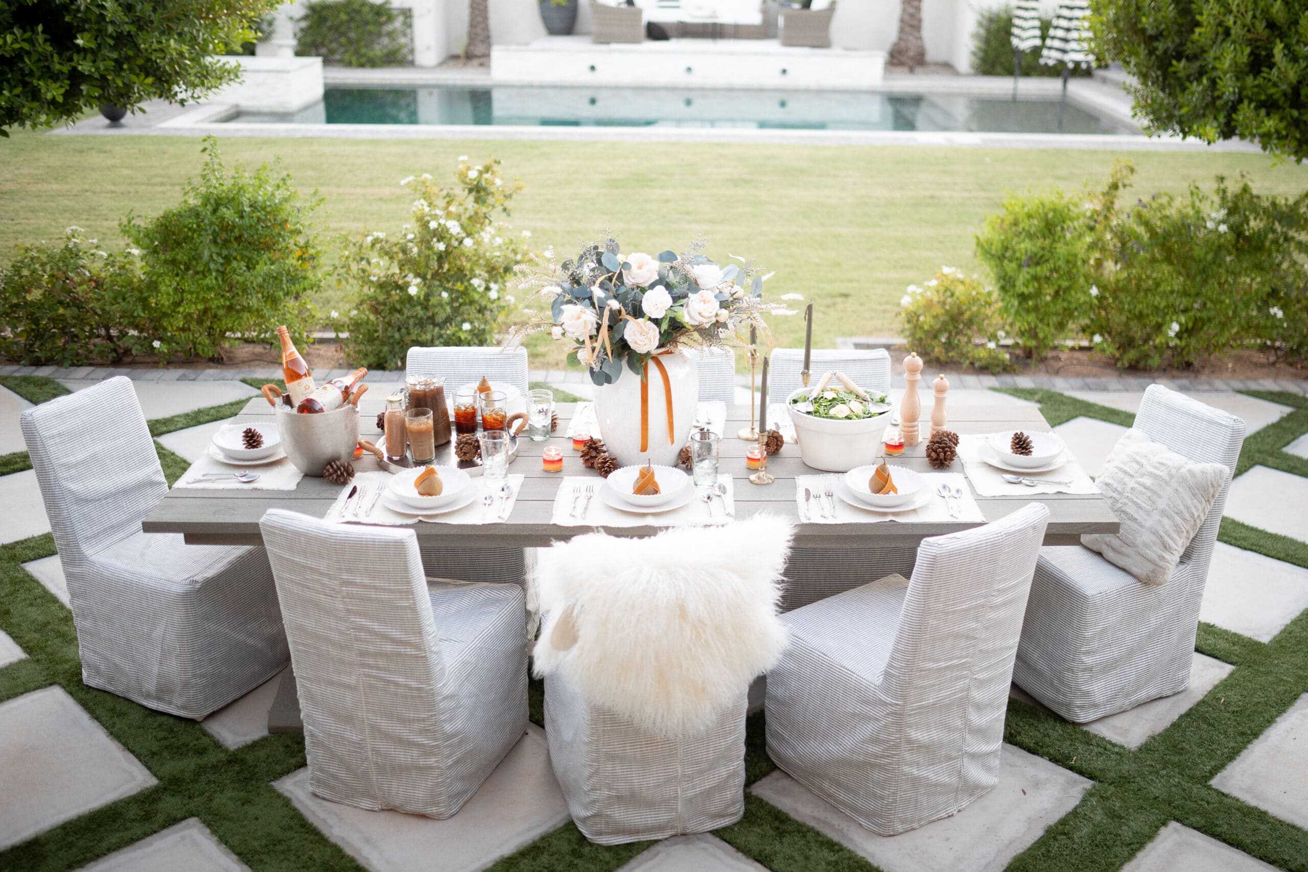 Arhaus outdoor online table