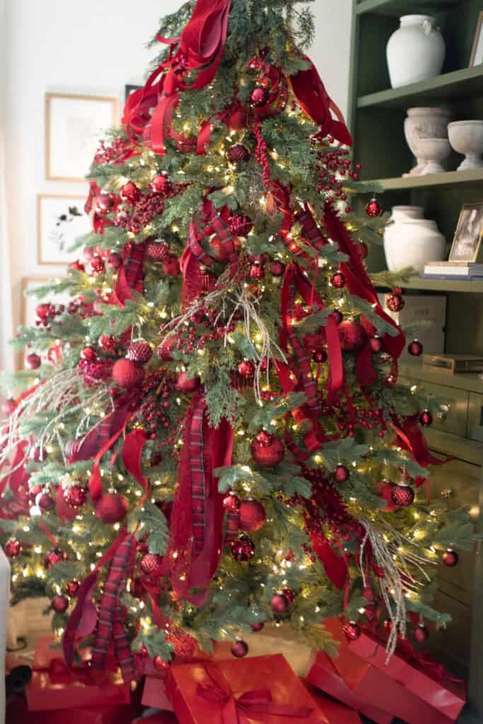 2021 Christmas Family Room Tour