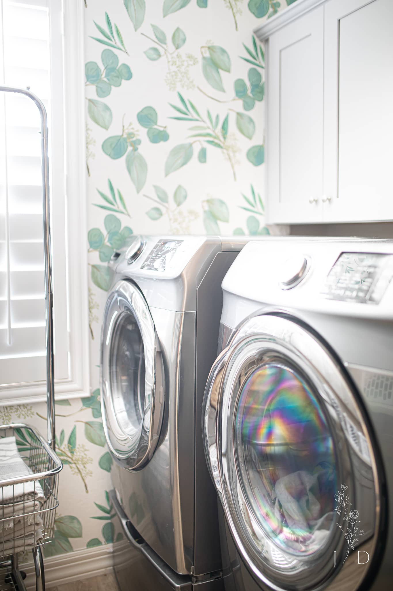 Laundry Room with Gray Samsung Washer and Dryer 