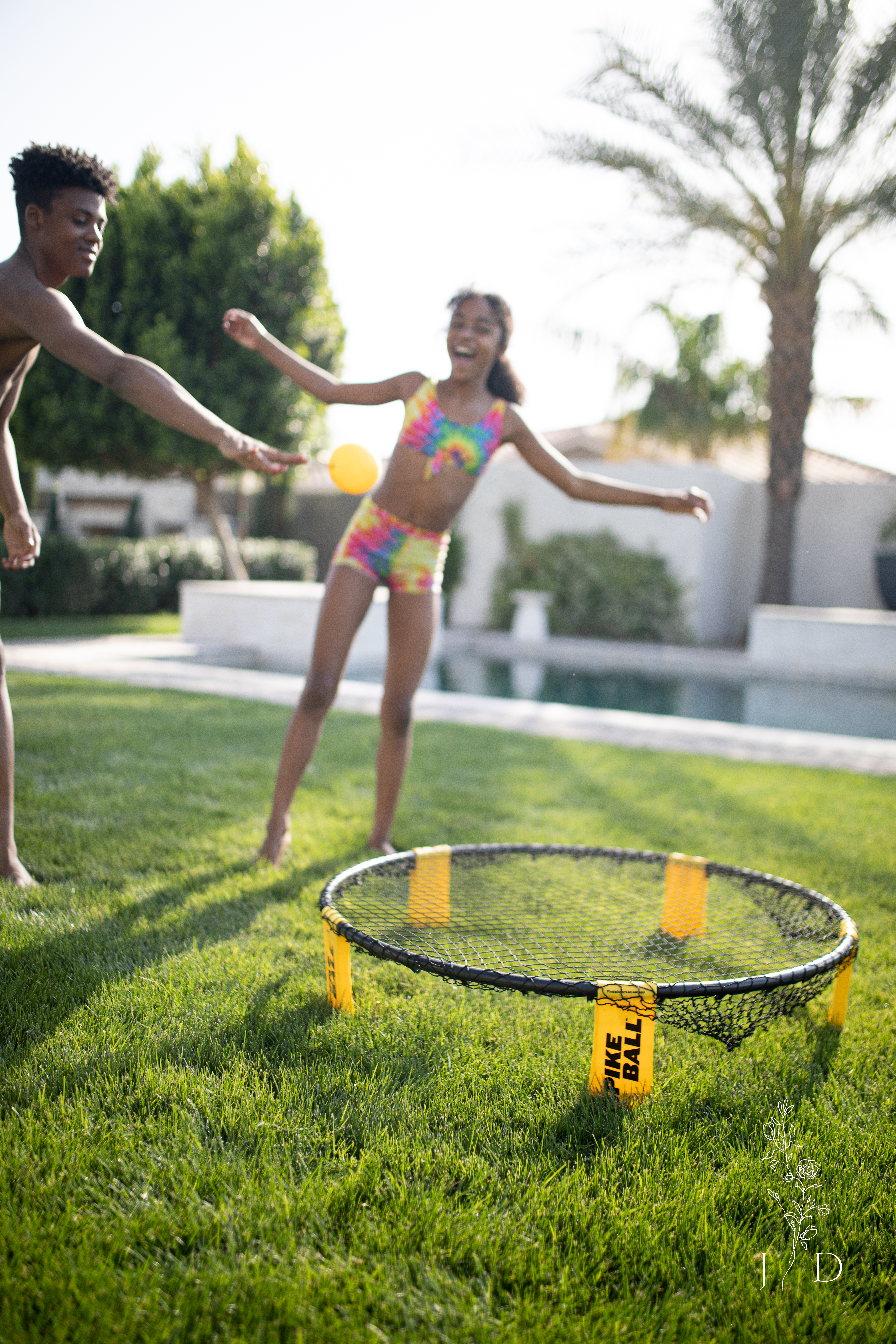 11+ Entertaining Outdoor Games for Teenagers