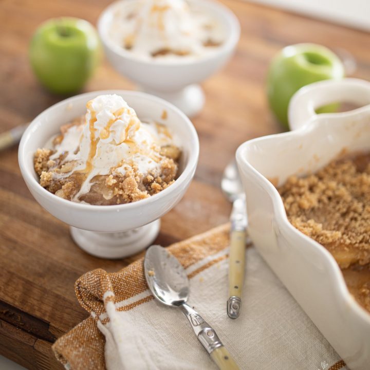 Easy Homemade Apple Crisp Recipe Without Oats