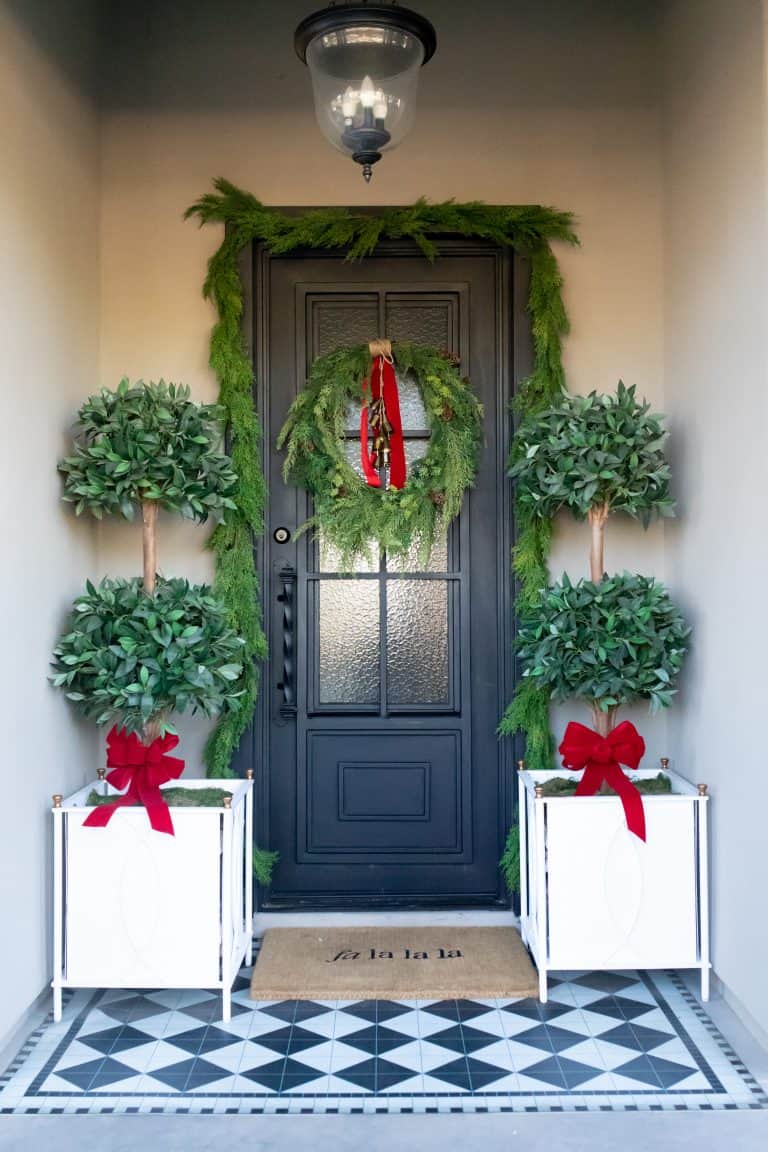 Classy and Traditional Red Christmas Door Decor