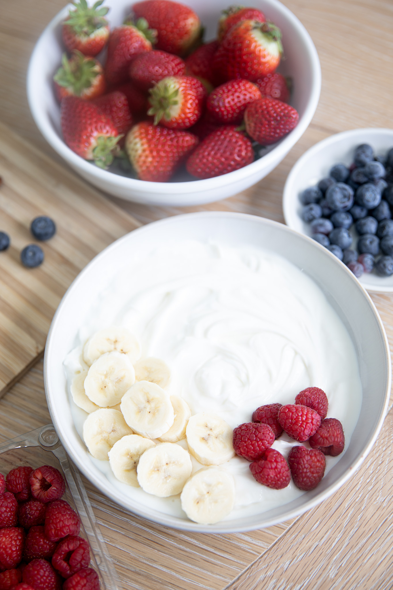 Greek Yogurt bowl with berries