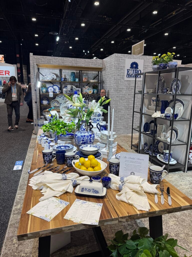 dining table in blue and whites